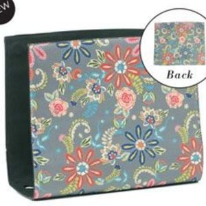 Magnolia and vine Wraparound Accent only